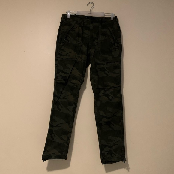 Abercrombie & Fitch Camouflage 4-Pocket Pants - Picture 1 of 7